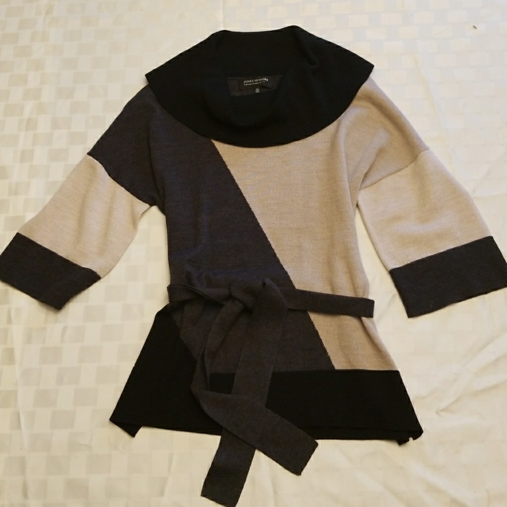 Jones New York Sweater With Belt